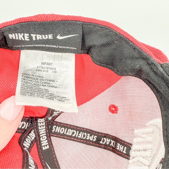 Nike Boy SnapBack hat - Picture 4 of 5